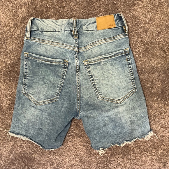High waist jean shorts - Picture 3 of 3